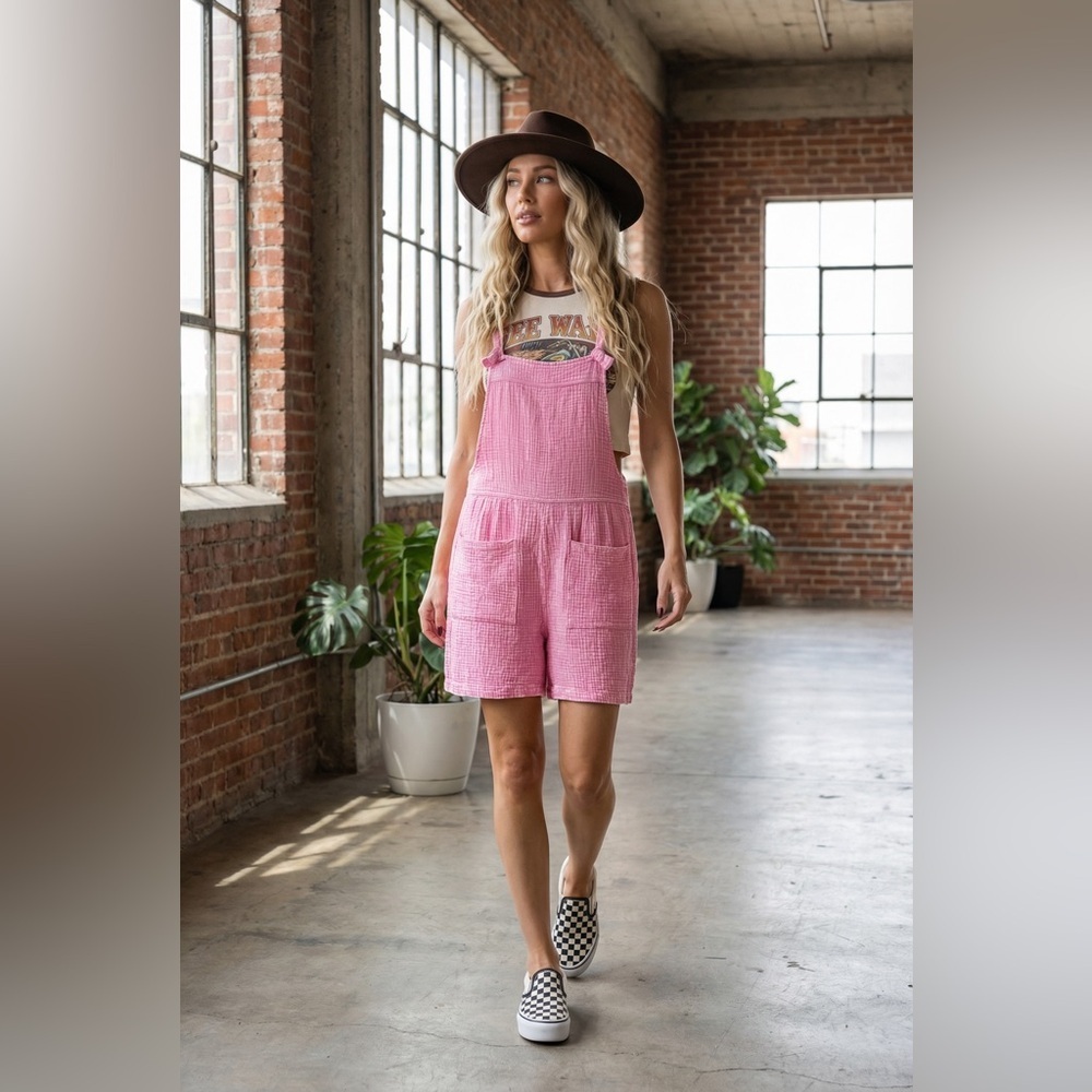 NWT Textured Gauze Washed Pink Knot Strap Jumper Overalls Shortalls Romper - Picture 5 of 7